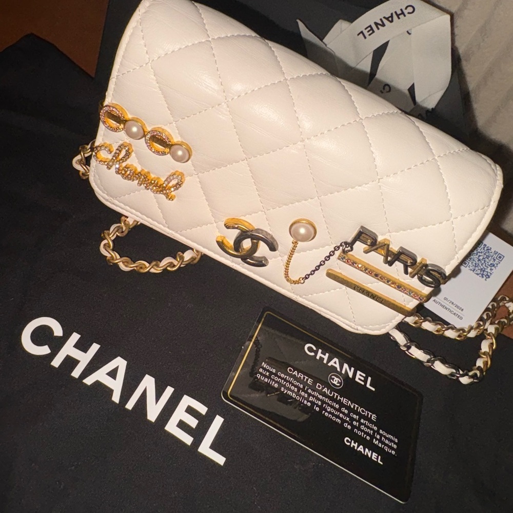 Chanel Paris Coco Runway Wallet On Chain White Lambskin WOC Full Set - Picture 6 of 14